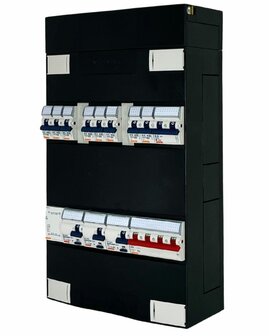 Gewiss-GroepenKast-3-Fase-8-Groepen-2P2N-Trafo-3als