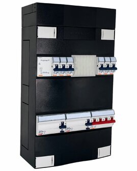 Gewiss Groepenkast 3 Fase met 6 Groepen + Beltrafo - 2x 4P Aardlekschakelaars en 4P Hoofdschakelaar 40A.&nbsp;Afmeting: 380x2