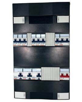 Gewiss-GroepenKast-1-Fase-7-Groepen-2P2N-3xAardlekschakelaar