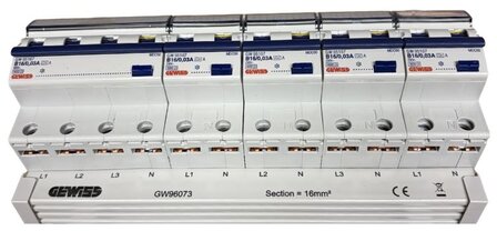 Gewiss kamrail - 1x 4P + 4x 2P (12 modules) - GW96073
