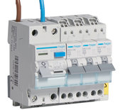 Hager VKS03COMBI Aardlek CDA540G + 3 Automaten MKS516